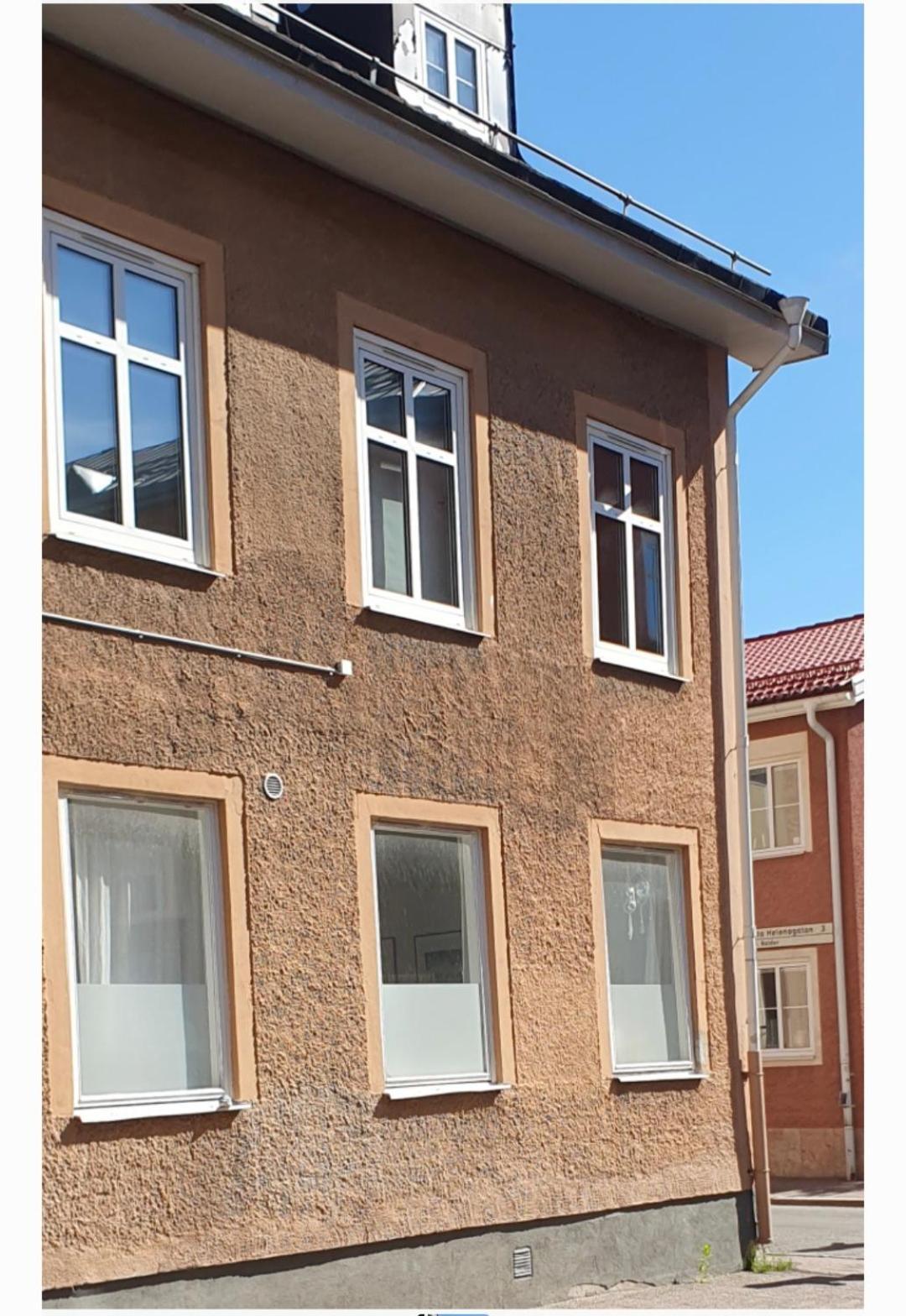 Centrum Laegenhet Skovde Ngoại thất bức ảnh